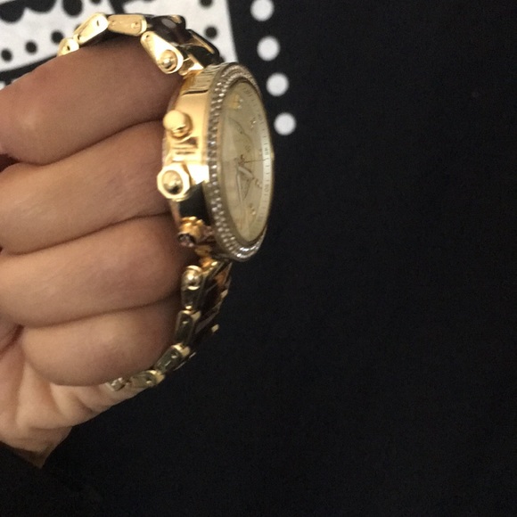 MK GOLD / cheetah print WATCH - Picture 3 of 3